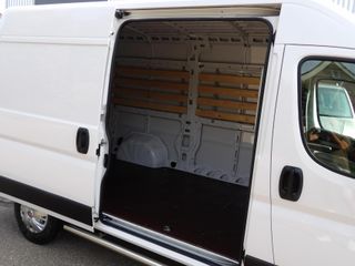 Voertuigafbeelding 17