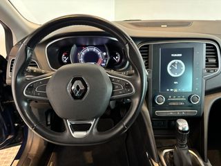 Voertuigafbeelding 12