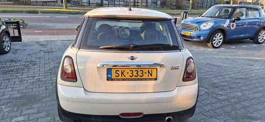 Voertuigafbeelding 7