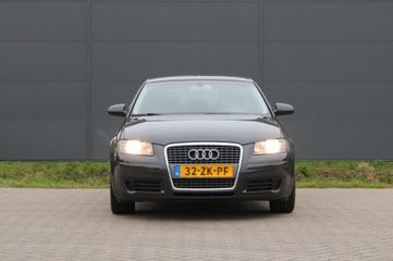 Voertuigafbeelding 5