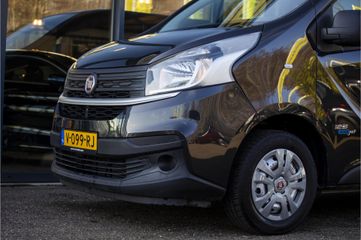 Voertuigafbeelding 9