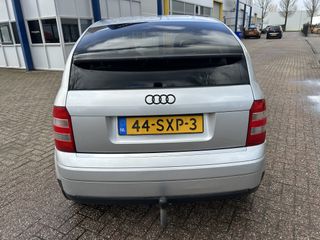 Voertuigafbeelding 5