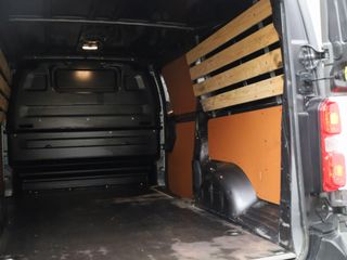 Voertuigafbeelding 14