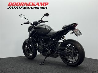 Voertuigafbeelding 10