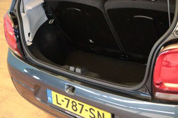 Voertuigafbeelding 4