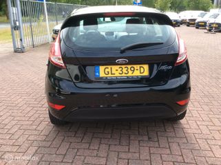 Voertuigafbeelding 6