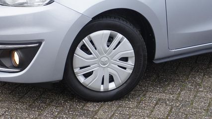 Voertuigafbeelding 6