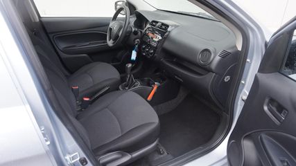 Voertuigafbeelding 8