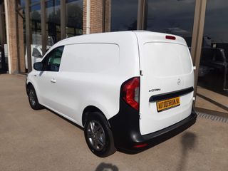 Voertuigafbeelding 3