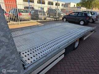 Voertuigafbeelding 10