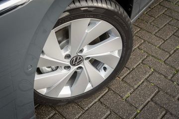 Voertuigafbeelding 2