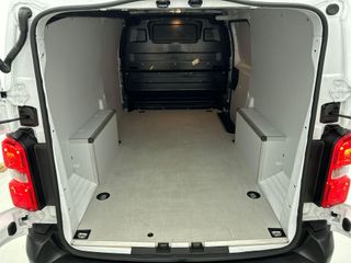 Voertuigafbeelding 13