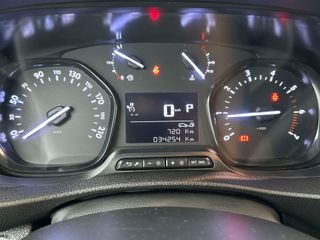 Voertuigafbeelding 17