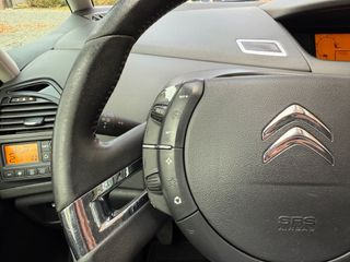 Voertuigafbeelding 19