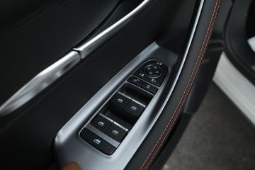 Voertuigafbeelding 17