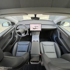 Voertuigafbeelding 10