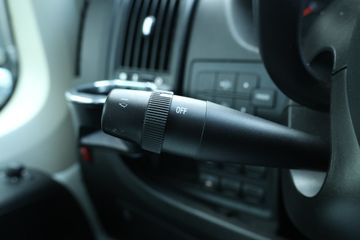 Voertuigafbeelding 16