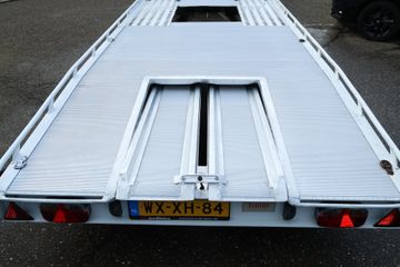 Voertuigafbeelding 9