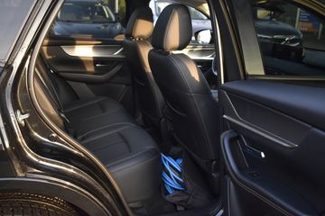 Voertuigafbeelding 13