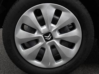 Voertuigafbeelding 3