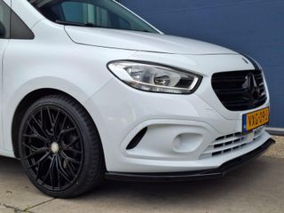 Voertuigafbeelding 14