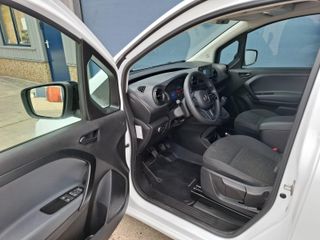 Voertuigafbeelding 24