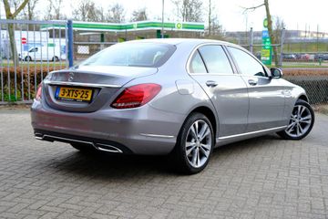 Voertuigafbeelding 2