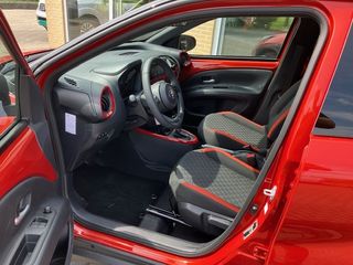 Voertuigafbeelding 12