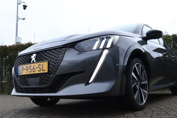 Voertuigafbeelding 4