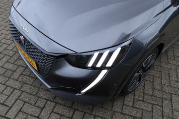 Voertuigafbeelding 6