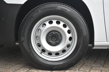 Voertuigafbeelding 19