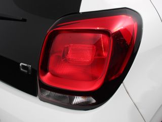 Voertuigafbeelding 24