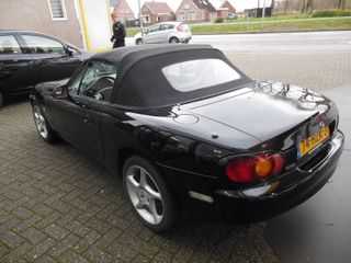 Voertuigafbeelding 3