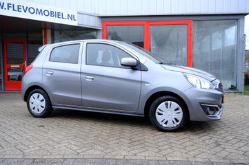 Voertuigafbeelding 3