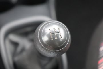 Voertuigafbeelding 27