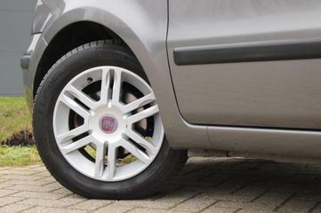 Voertuigafbeelding 23