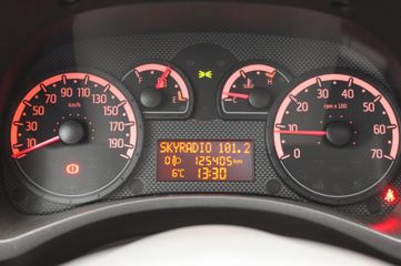 Voertuigafbeelding 4