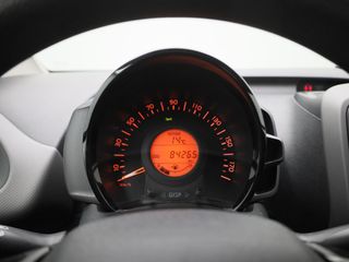 Voertuigafbeelding 12