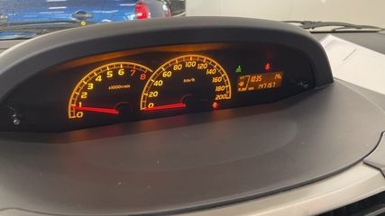 Voertuigafbeelding 8