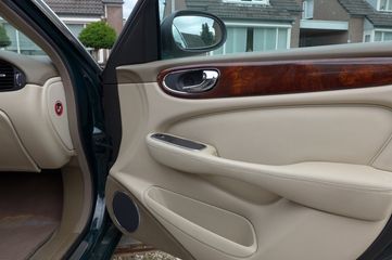 Voertuigafbeelding 13