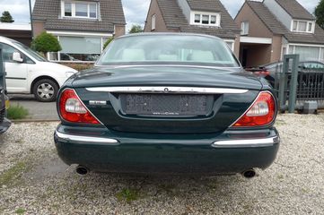 Voertuigafbeelding 2