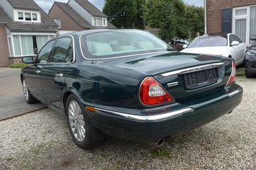 Voertuigafbeelding 3