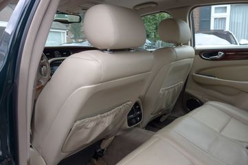 Voertuigafbeelding 9