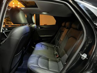 Voertuigafbeelding 26