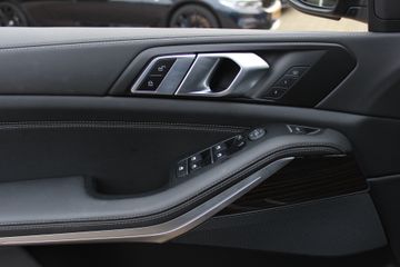 Voertuigafbeelding 37