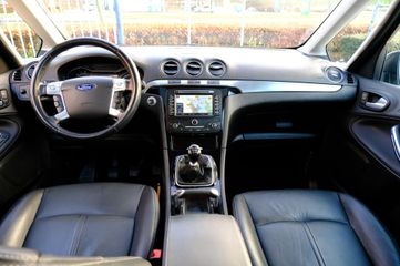 Voertuigafbeelding 10