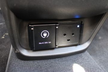 Voertuigafbeelding 24