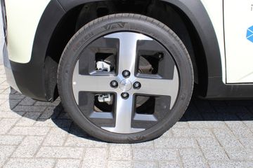 Voertuigafbeelding 6