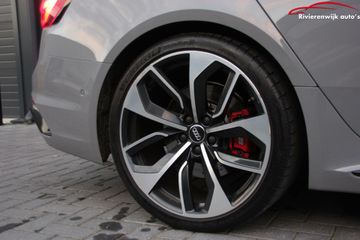 Voertuigafbeelding 9