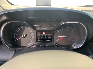 Voertuigafbeelding 15